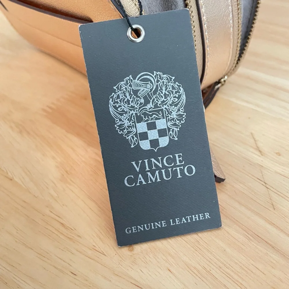 Vince Camuto Gold Leather Travel Jewelry & Cosmetics Bag NWT